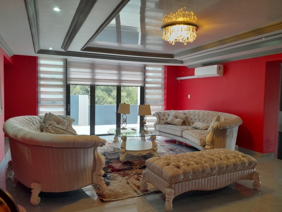 6 Bedroom Property for Sale in Kosmos Ridge North West